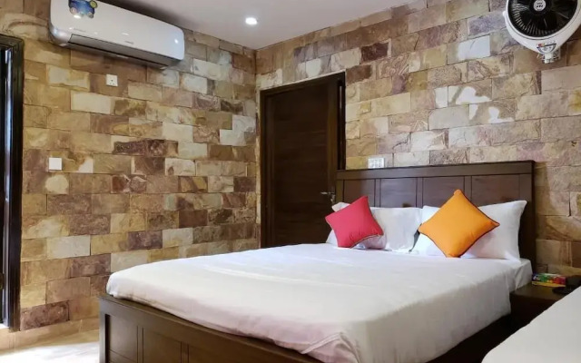 Midway Inn Hotel