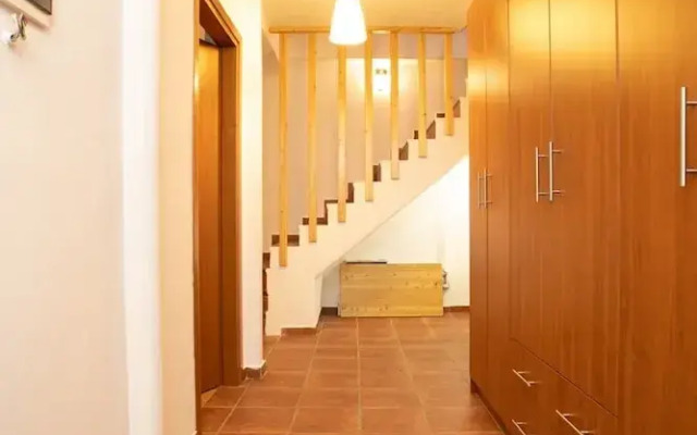 Villa Ioanna for 10 - Allparos Villas