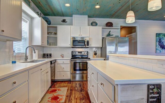 Feelin' Nauti - Four Bedroom Townhome