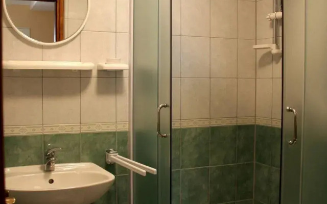 Apartment Nadica - free parking A3 Nin, Zadar riviera