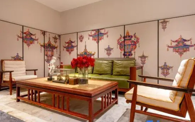 Douzhou Courtyard Hotel (Maoming Xinyi Douzhouli Cultural and Creative Street)