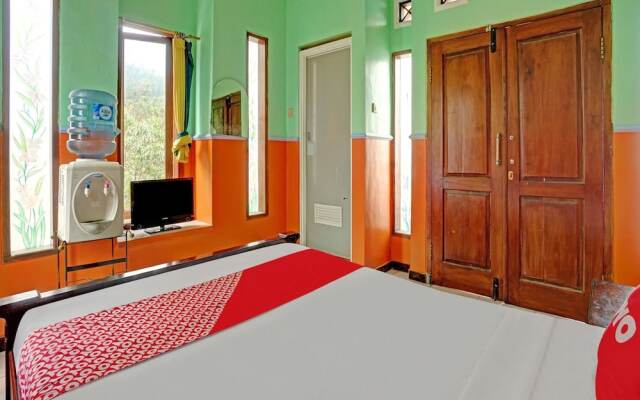 OYO Life 90321 Ken Ken Villa