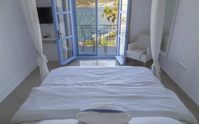 Port Alacati Hotel