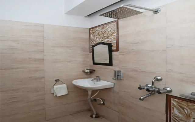 OYO 9665 Residency Inn