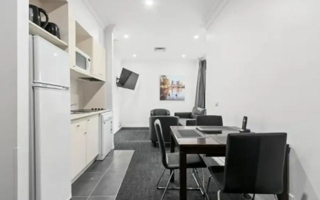 Comfort Hotel Melbourne Central