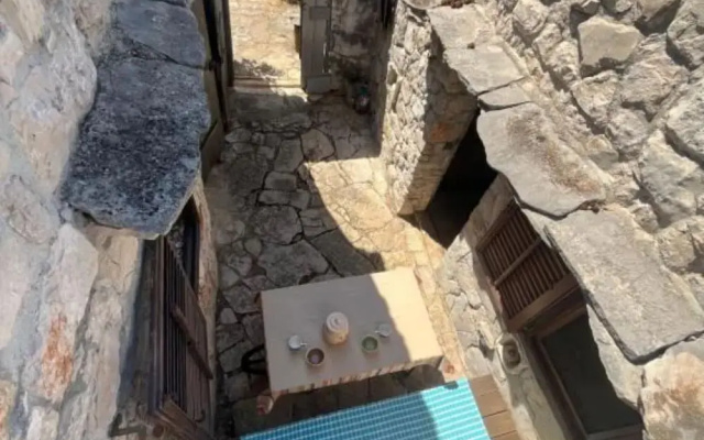 Romantic Stone House and Yard Near Stunning Beach