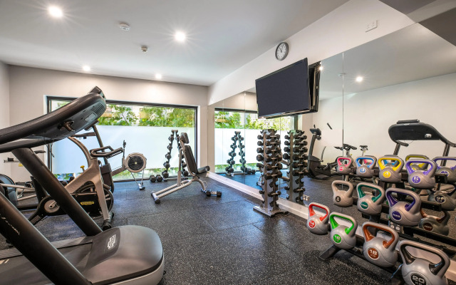Hotel Indigo Melbourne on Flinders by IHG