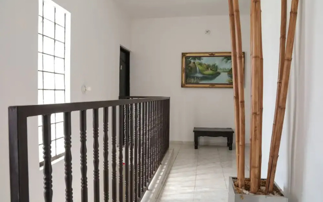 ANTIQUE Guest House Fundidora