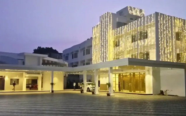 Arcot Woodlands Hotel
