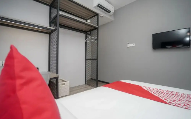 Oyo 568 Rajawali Homestay