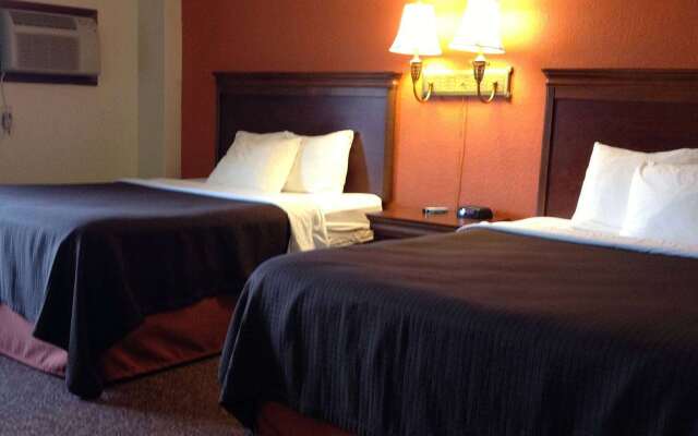 AmericInn by Wyndham Forest Lake