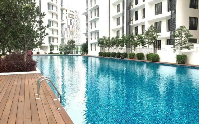 Afham Apartment @ Solstice