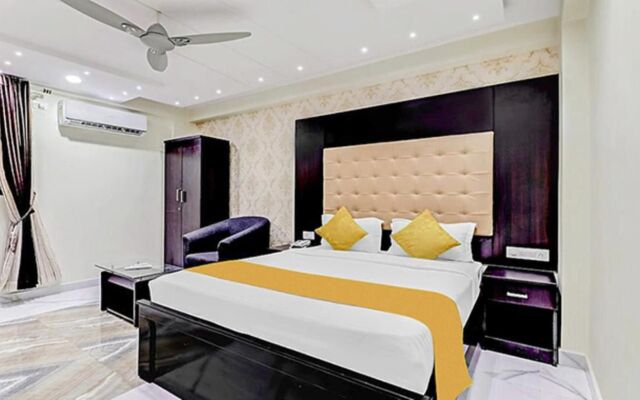 FabHotel Emora Suites