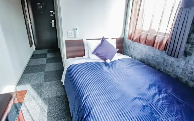 HOTEL LiVEMAX Umeda West
