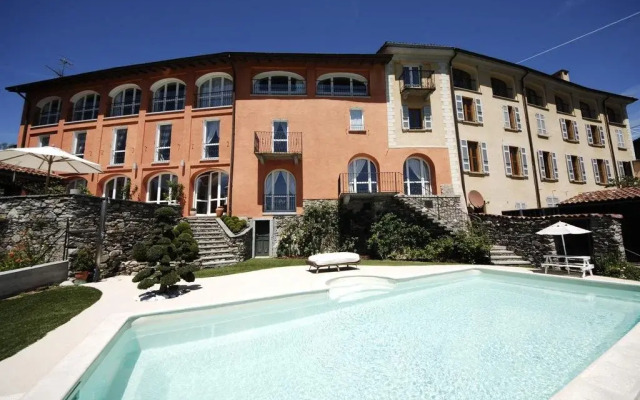 Quisigusta Miraval Suites B&B