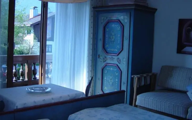 Ferienhotel Hahn Garni