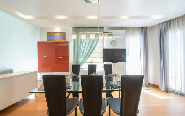 Agios Ioannis Metro Station - Comfy Apartment