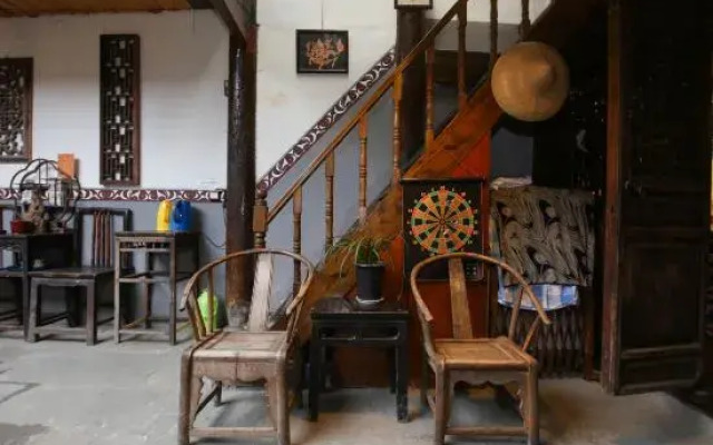 Langzhong Niejia Guest House