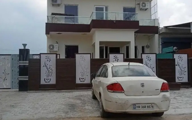 OYO 91842 Hotel Bliss