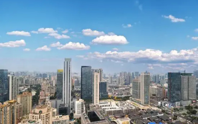 Kaiman Top Floor High Altitude Hotel (Taikoo Li Branch)