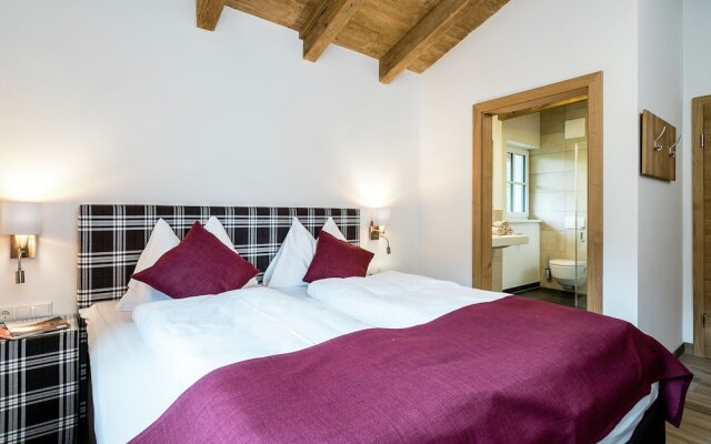 Luxury Chalet in Leogang With a View of the Mountains