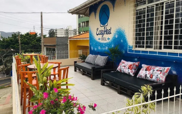 EasyHost Brasil