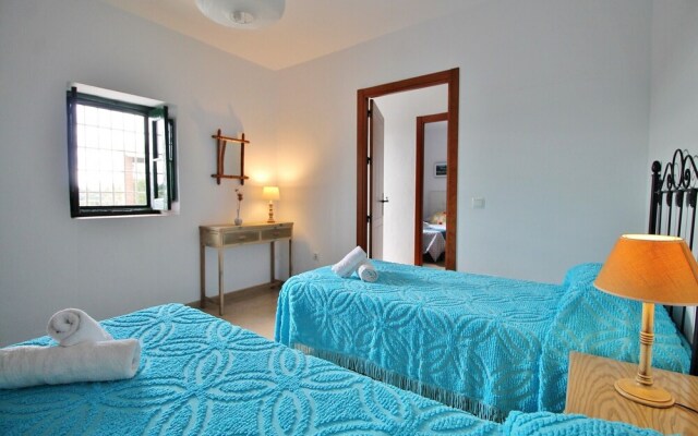 1035 Villa el Crucero