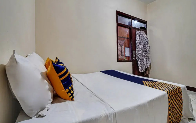 OYO Homes 90917 Eco Tourism Geopark Padalarang Homestay Syariah