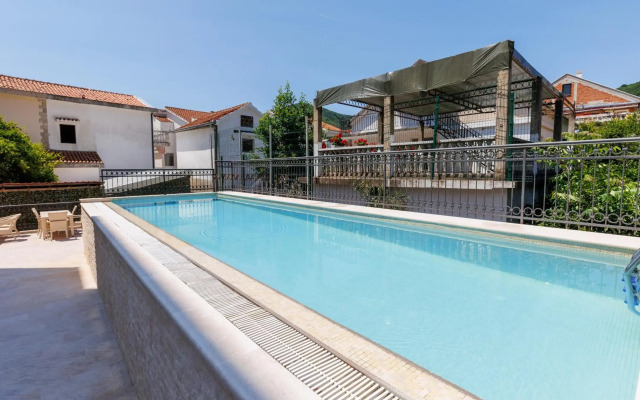 Hotel Kadmo by Aycon