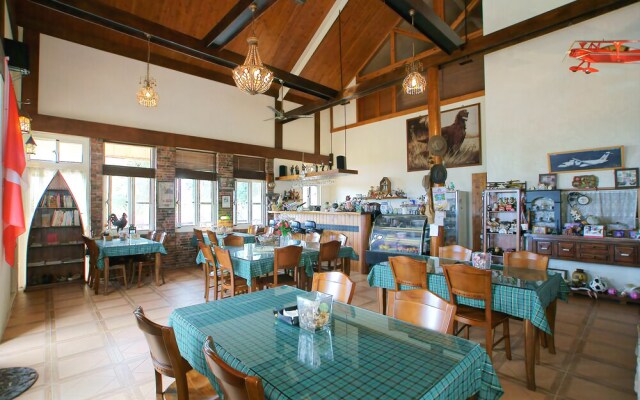 Hou Niao Fei Xing B&B