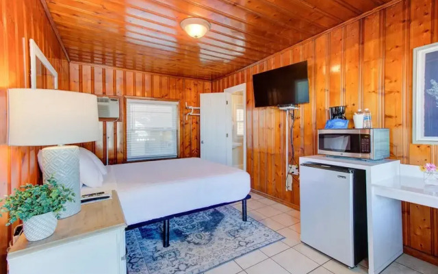 SeaWitch Motel