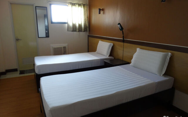 RueMango Apartelle and Suites