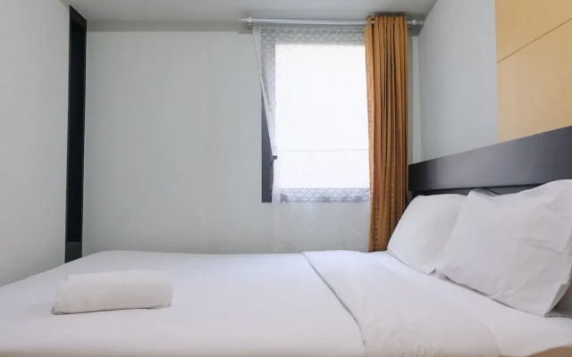Edgy 2Br Apartment At Gateway Ahmad Yani Cicadas