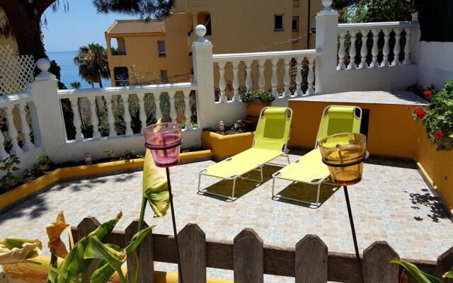 House With 2 Bedrooms in Benalmádena, With Pool Access, Furnished Terr