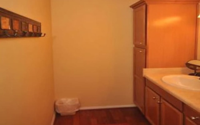 Rumbling Bald Resort