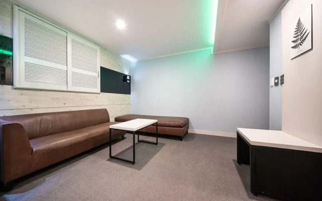 Guri Newcastle
