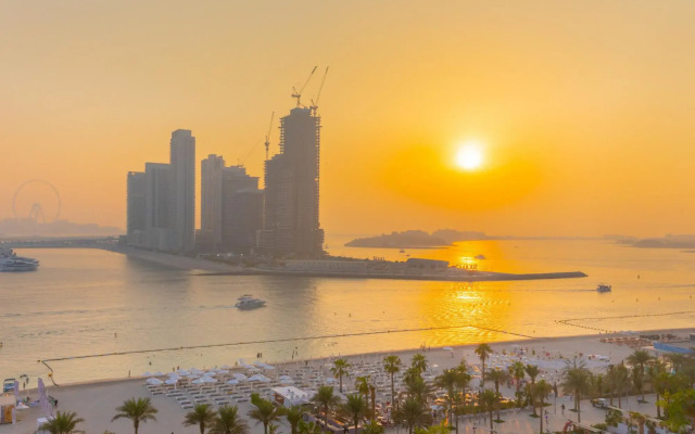 DXB - Five - 40902 - PJ