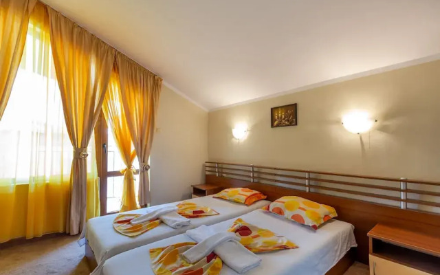 1 Bedroom Apartment in Dafinka Guest House