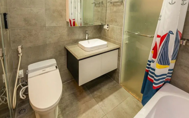 OYO 1042 Cozy Select Luxury Apartments