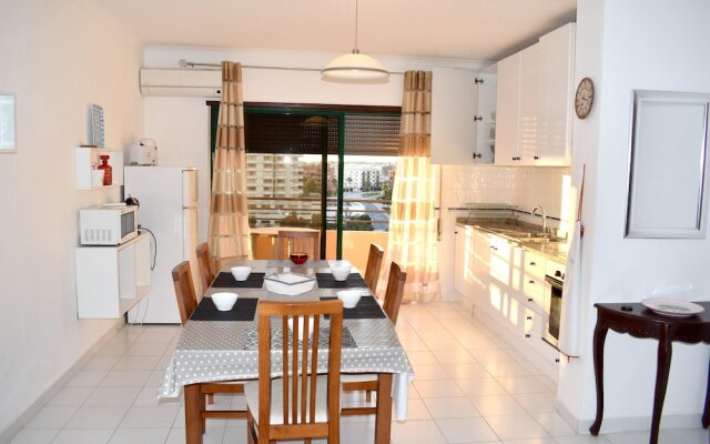 Apartment with 2 Bedrooms in Portimão, with Wonderful Sea View, Shared Pool, Enclosed Garden - 150 M From the Beach