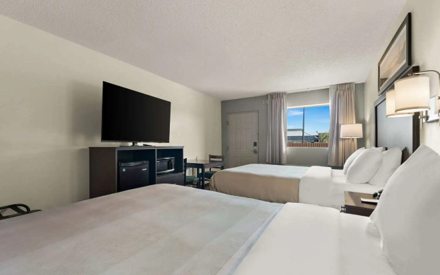 Quality Inn & Suites Dublin