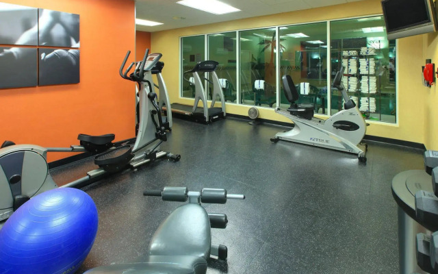 Country Inn & Suites by Radisson, Bentonville South - Rogers, AR