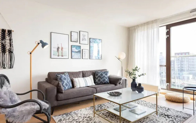 Attractive Apartment in Den Haag with Balcony near Beach