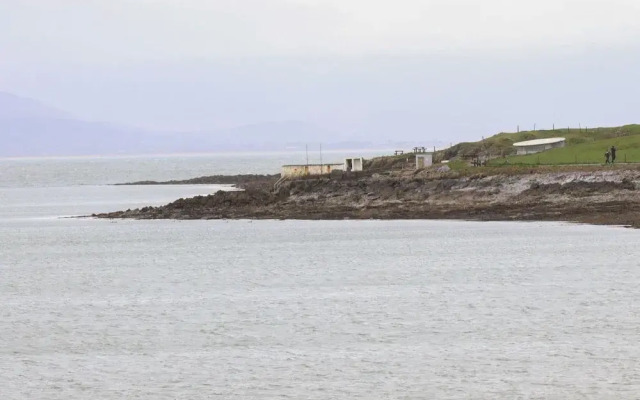 19A Lighthouse Village