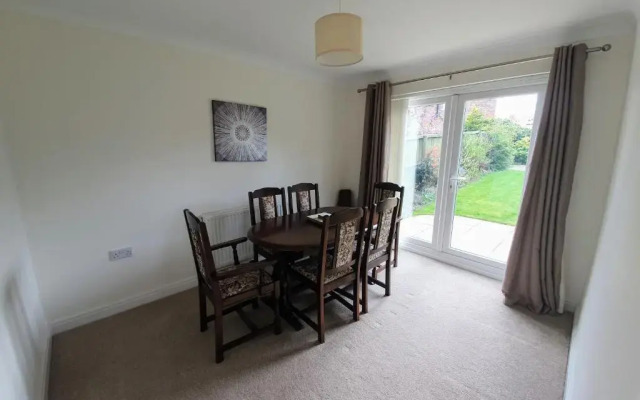 Beverley Central Townhouse Free Parking Sleeps 8