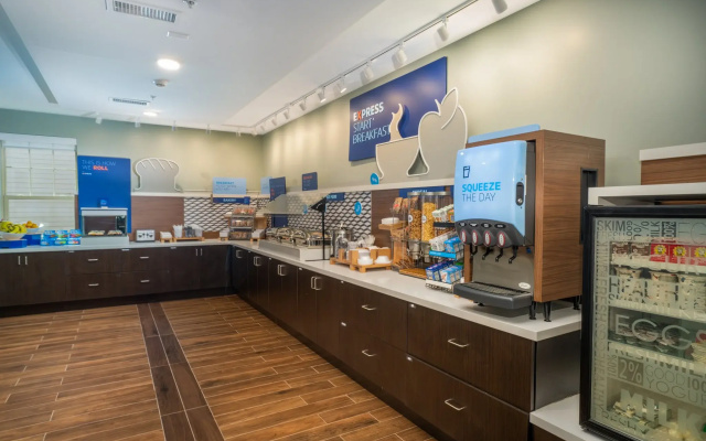 Holiday Inn Express & Suites Dahlonega - University Area By Ihg