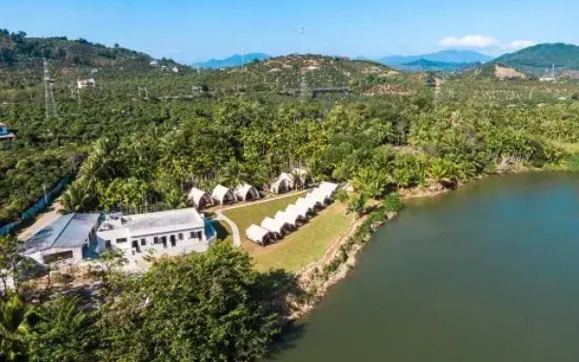 Sanya Haitang Bay Wilderness Pastoral Homestay Hi King Camp