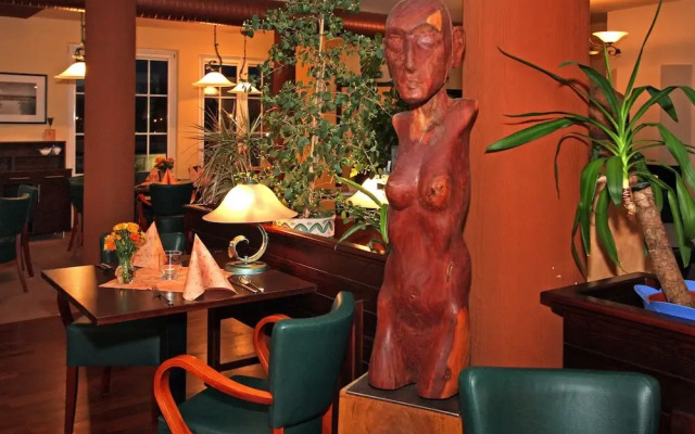 Sur la Mer - Pension & Restaurant