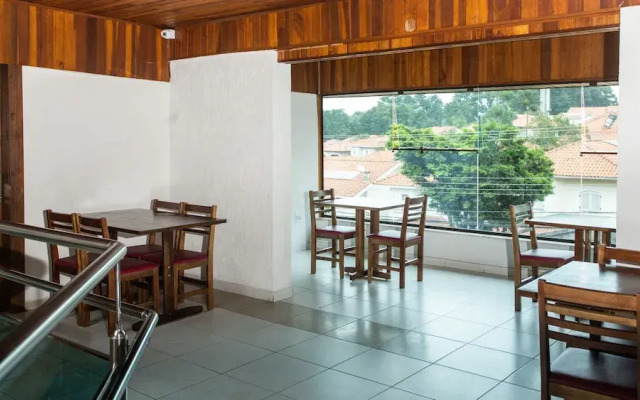 Hotel Chalet Monet - Granja Vianna