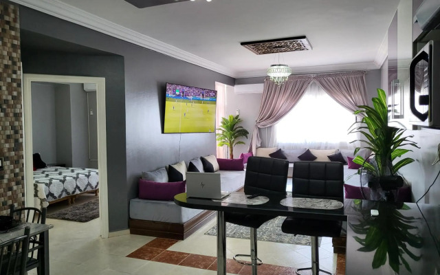 Magnificent Seaview apartment WiFi, AC & Heater, Malabata
